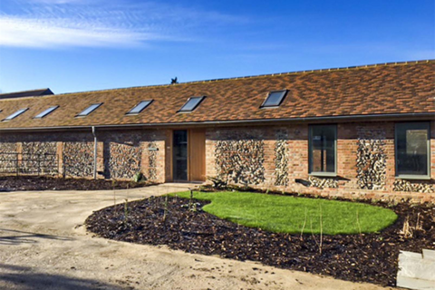 2 bedroom character property to rent, 2 Spring Farm Stables, Goring on Thames, RG8