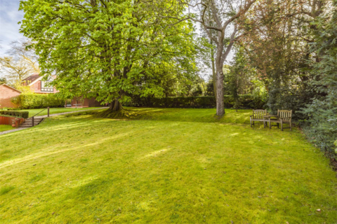 3 bedroom apartment for sale, 12 Court Gardens, Goring on Thames, RG8