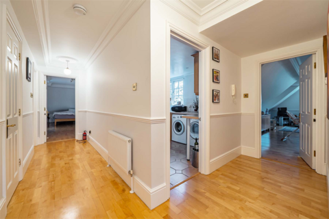 3 bedroom apartment for sale, 12 Court Gardens, Goring on Thames, RG8