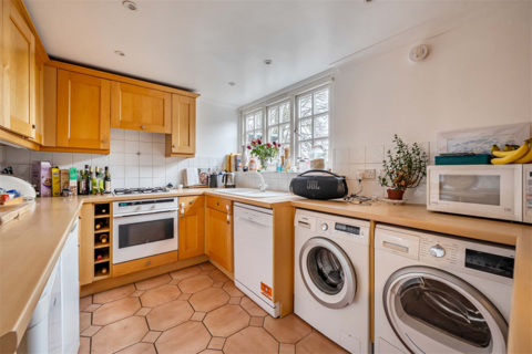 3 bedroom apartment for sale, 12 Court Gardens, Goring on Thames, RG8