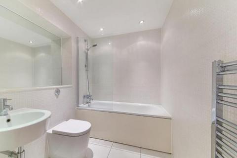 1 bedroom flat to rent, Cobalt Point, 38 Millharbour, Canary Wharf, South Quay, London, E14 9JG