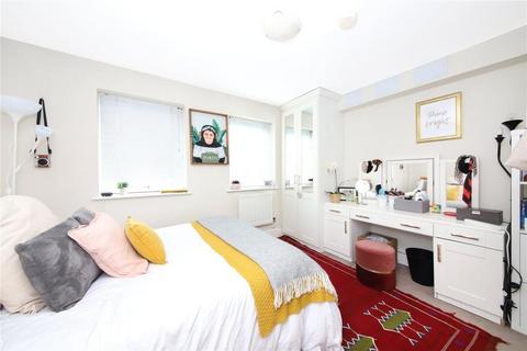 5 bedroom end of terrace house to rent, Franklin Place, Blackheath, Greenwich, Deptford, London, SE13 7ES