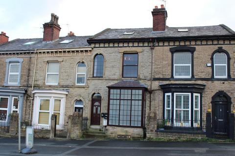 Mottram Road, Stalybridge, Cheshire, SK15 2QS
