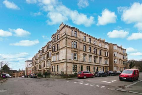 3 bedroom flat for sale, Wilton Street, West End, G20 6RT