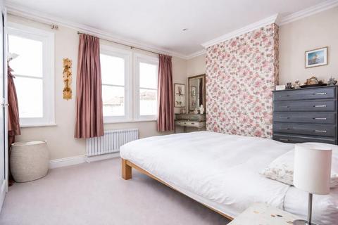 undefined, Chatto Road, Clapham, London, SW11 6LL