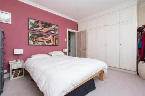 undefined, Chatto Road, Clapham, London, SW11 6LL