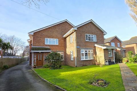 2 bedroom apartment for sale, Foreland Road, Bembridge, Isle of Wight, PO35 5UA