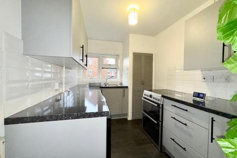 1 bedroom apartment for sale, Dewsbury Road, Runfold, Luton, Bedfordshire, LU3 2HJ