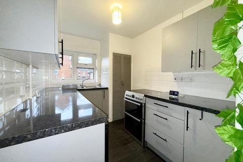 1 bedroom apartment for sale, Dewsbury Road, Runfold, Luton, Bedfordshire, LU3 2HJ