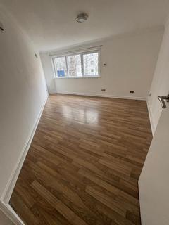 2 bedroom flat to rent, Homer Drive, Canary Wharf, London, Select, E14 3UB