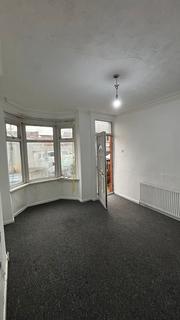 3 bedroom house to rent, Wood Hill, Leicester, LE5
