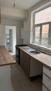 3 bedroom house to rent, Wood Hill, Leicester, LE5