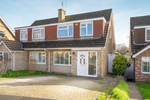 Gloucester Road, Bagshot, GU19