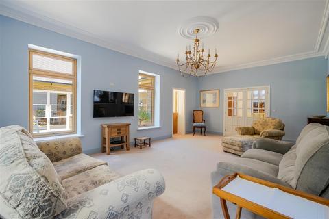 4 bedroom detached house for sale, Windsor Road, Ascot