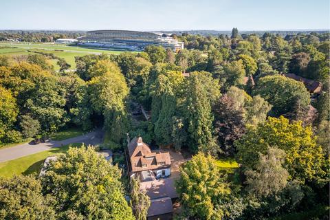undefined, Windsor Road, Ascot, SL5