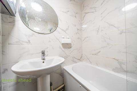 undefined, Middlesex Road, Mitcham, CR4