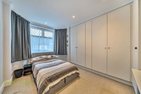 undefined, Bishops Park Road, London, SW16