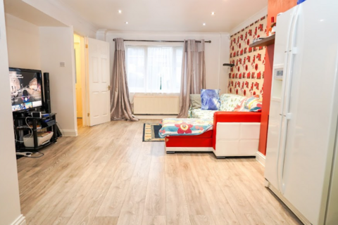 undefined, Markhams Chase, Basildon