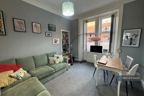 2 bedroom flat to rent, Daisy Street, Glasgow, G42