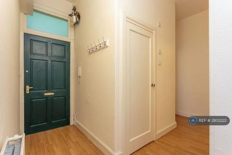 3 bedroom flat to rent, Leith Walk, Edinburgh, EH6