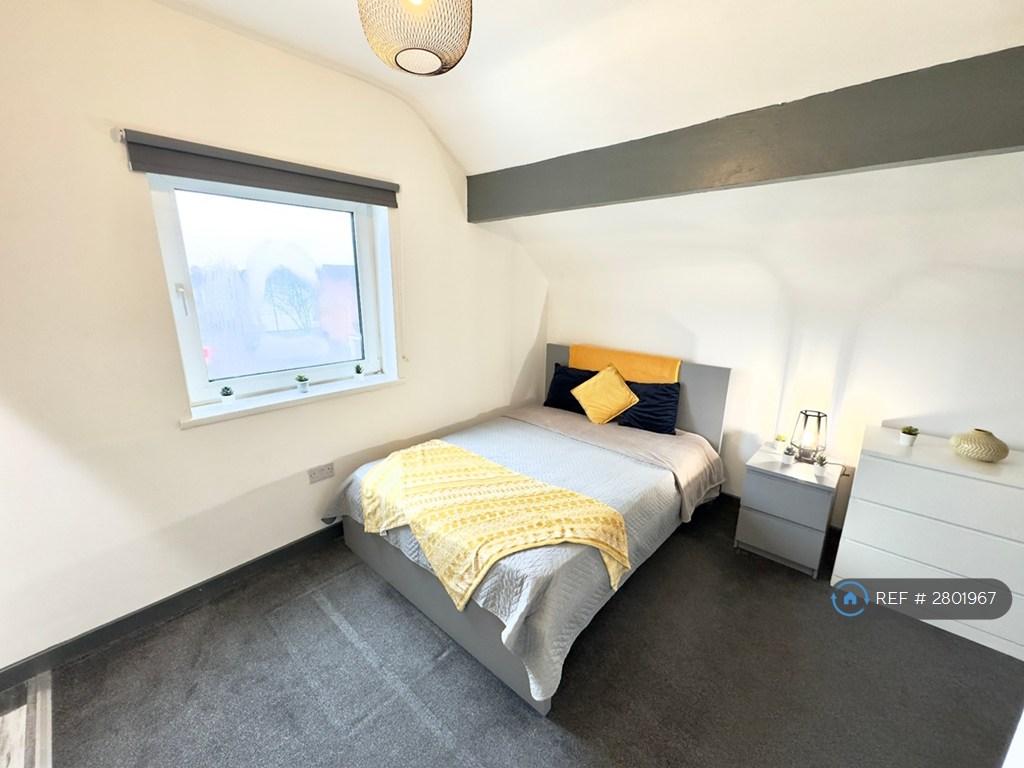 Room 4 Ensuite Kitchenette