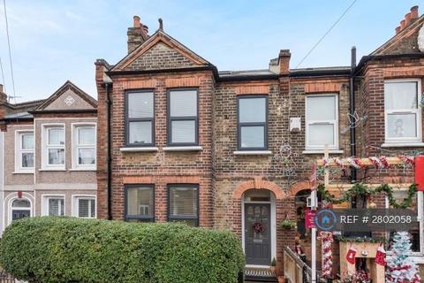 4 bedroom terraced house to rent, Grierson Road, London, SE23