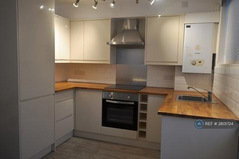 1 bedroom flat to rent, Grosvenor Court, London, SE19