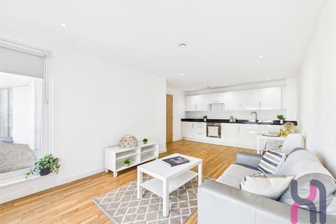 2 bedroom flat to rent, The Exchange, 8 Elmira Way, Salford Quays, Greater Manchester, M5