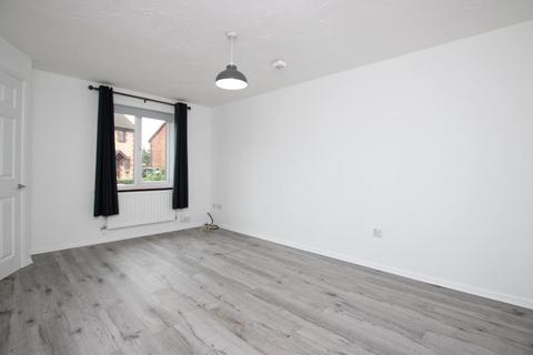 2 bedroom semi-detached house to rent, Fennel Drive, Bristol BS32