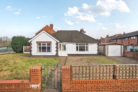 3 bedroom bungalow for sale, Derrington Avenue, Crewe, Cheshire
