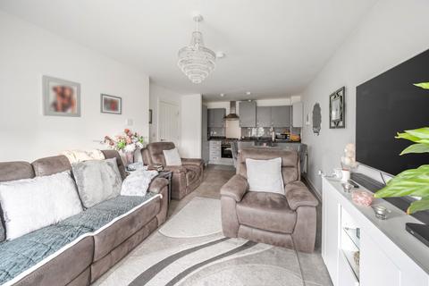2 bedroom apartment for sale, Holly Lane, Dunstable LU5