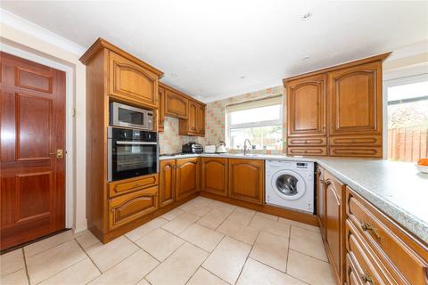 3 bedroom detached house for sale, Westbury Lane, Newport Pagnell, Buckinghamshire, MK16