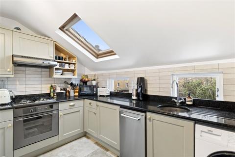 2 bedroom apartment for sale, Manville Road, SW17