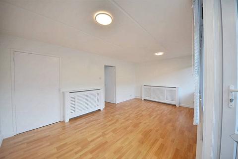 1 bedroom flat to rent, Dingley Lane, Streatham Hill SW16