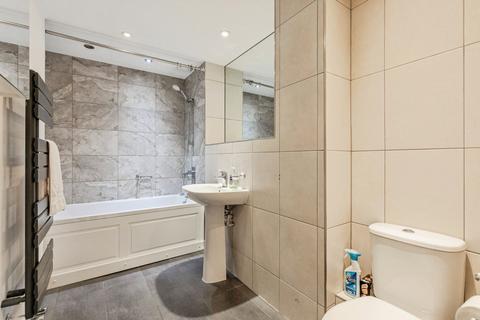 2 bedroom apartment for sale, Croyland Road, Wellingborough, NN8