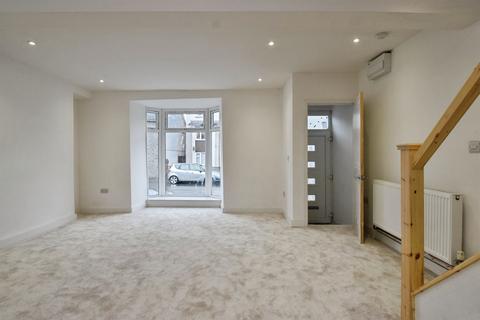 3 bedroom end of terrace house for sale, Clifton Crescent, Aberdare