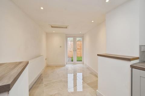 3 bedroom end of terrace house for sale, Clifton Crescent, Aberdare