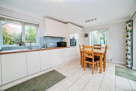 2 bedroom detached bungalow for sale, Lilac Grove, Alfreton DE55