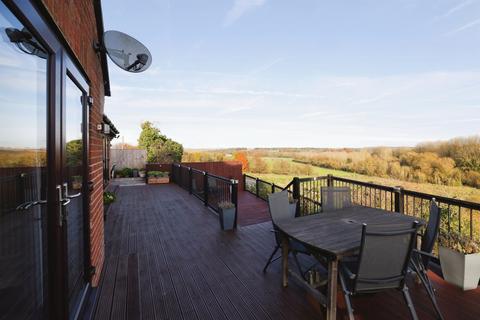 3 bedroom detached bungalow for sale, Salisbury Road, Netheravon, SALISBURY