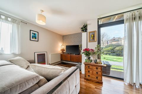 undefined, Newsom Place, St. Albans