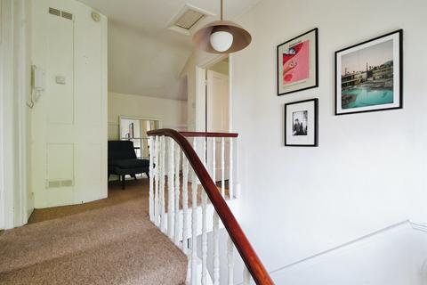 undefined, Belmont, Brighton