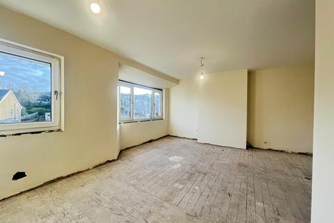 2 bedroom flat for sale, Tredegar Road, Ebbw Vale