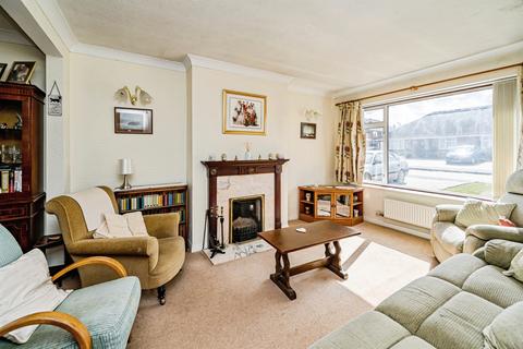 3 bedroom semi-detached bungalow for sale, Kendal Close, AYLESBURY