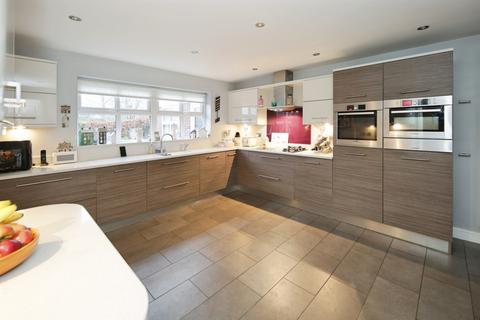 4 bedroom detached house for sale, Saracen Drive, Balsall Common, Coventry