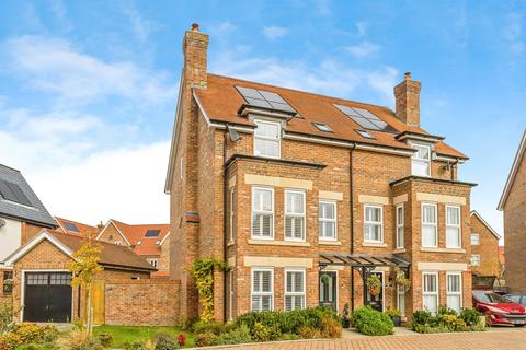 Benjamin Way, BURGESS HILL