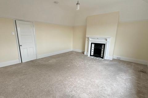 2 bedroom flat for sale, Magdalen Road, Bexhill-On-Sea