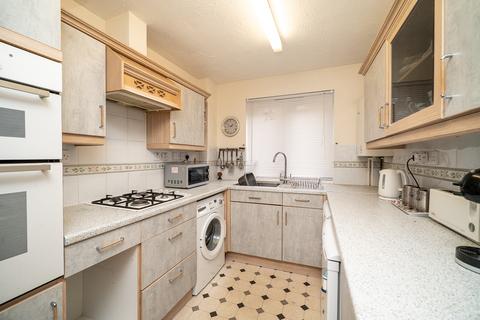 2 bedroom ground floor flat for sale, Lower Kings Road, Berkhamsted