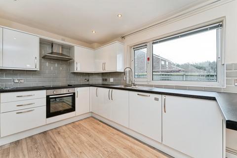 3 bedroom terraced house for sale, Chestnut Way, Raf Lakenheath, Brandon