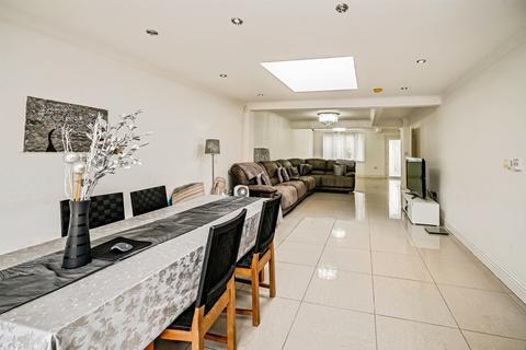 4 bedroom semi-detached house for sale, Alvista Avenue, Taplow, Maidenhead