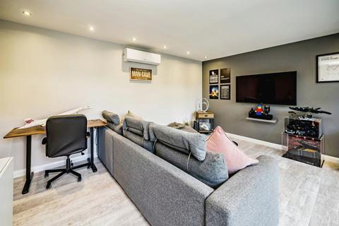 4 bedroom detached house for sale, Westlands Close, Slough